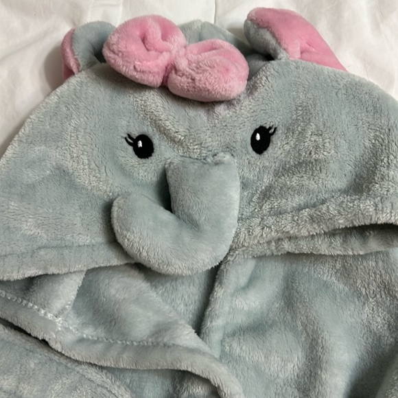 Mr. Pen baby robe. - Picture 1 of 10